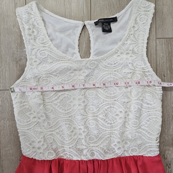 Suzy Sheir Dress, Small, White/Pink - Picture 9 of 12